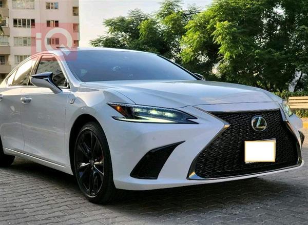 Lexus for sale in Iraq